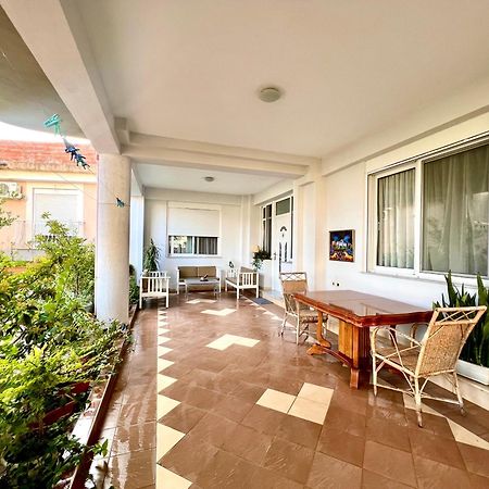 Vila Gjoni Sarandë Exteriör bild