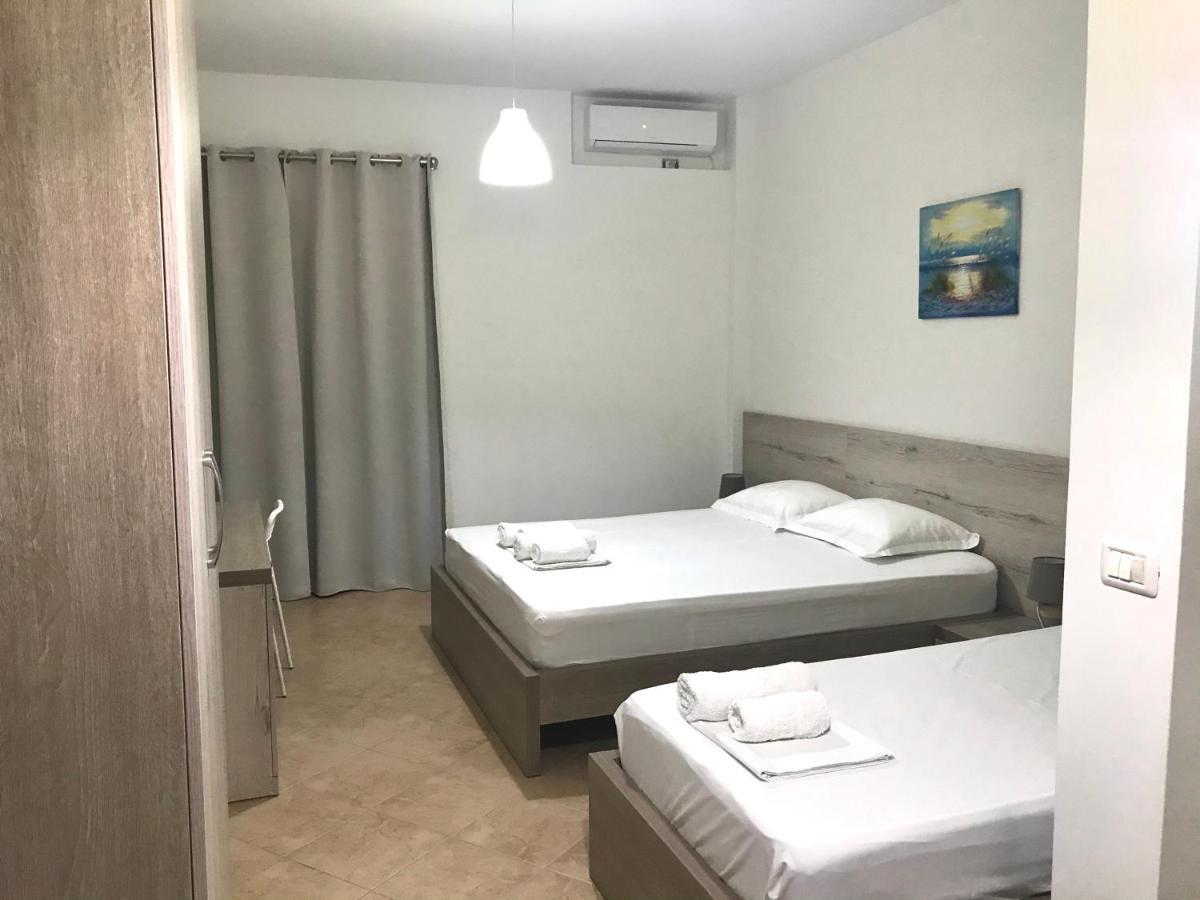 Vila Gjoni Sarandë Exteriör bild